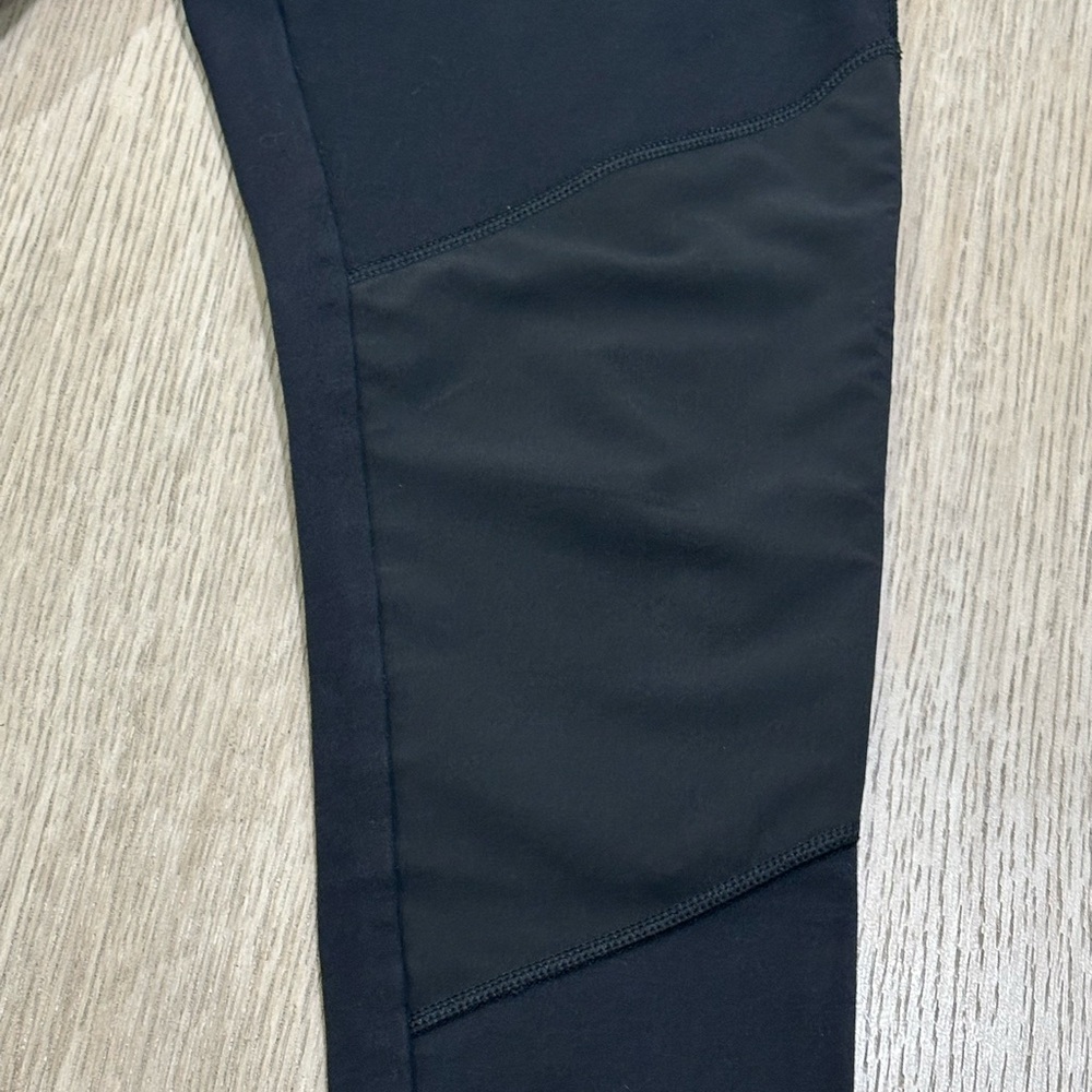 5.11 Tactical Black Performance Leggings- Women’s Medium - Picture 5 of 7